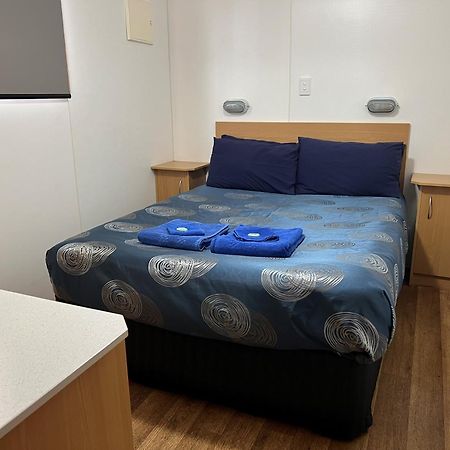 The Sundowner Cabin & Tourist Park 화이앨라 외부 사진